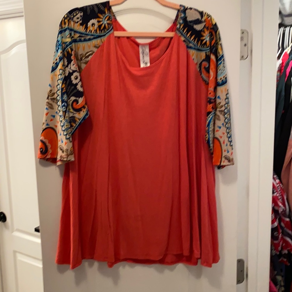Orange top